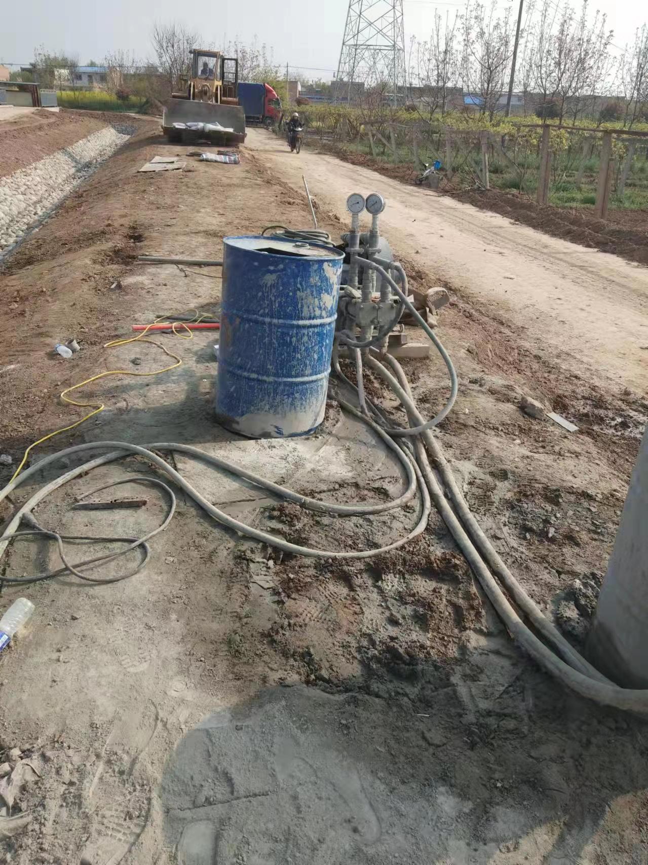 沉湖管委会顶管注浆